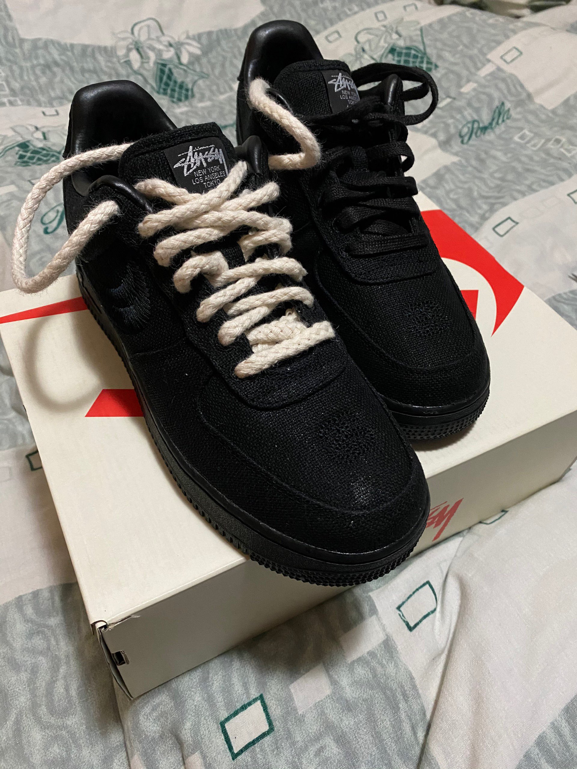 나이키 x 스투시 에어포스 1 로우 트리플 블랙 CZ9084-001 photo review