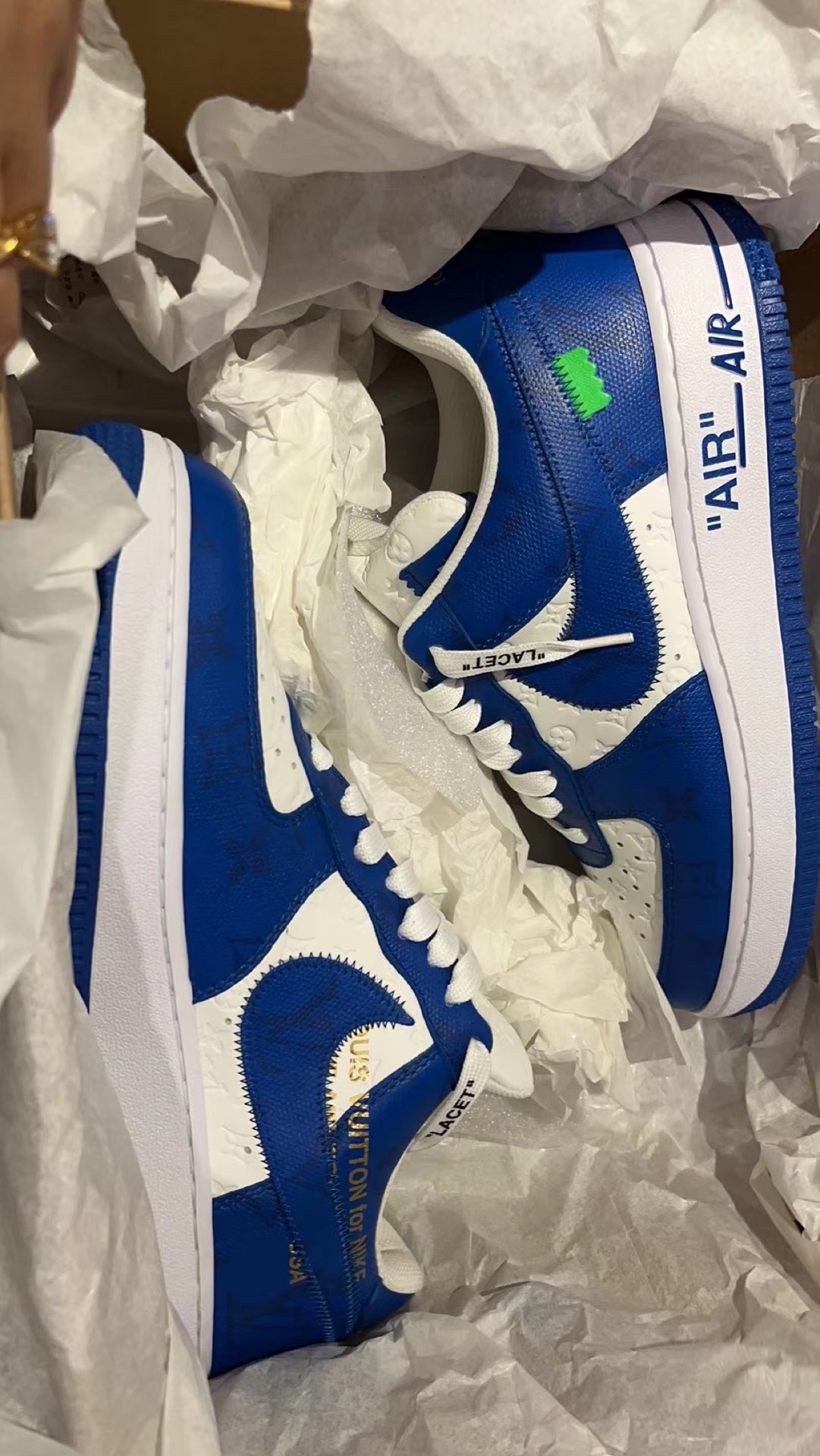 【쇼핑카니발】나이키 x 루이비통 에어포스 1 로우 photo review