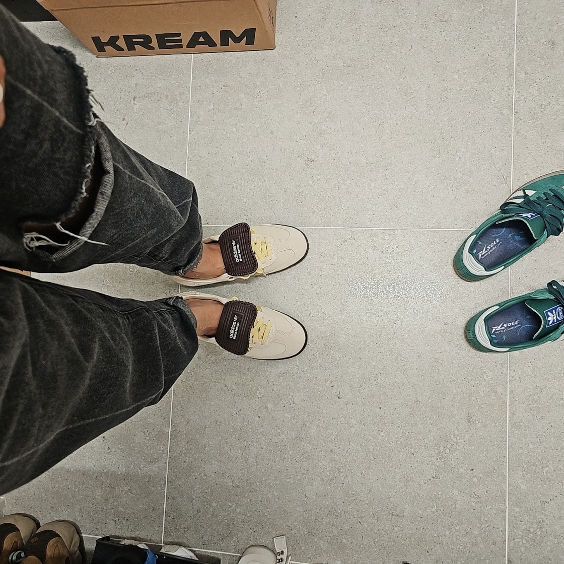 웨일스 보너 X 아디다스 오리지널스 삼바 photo review