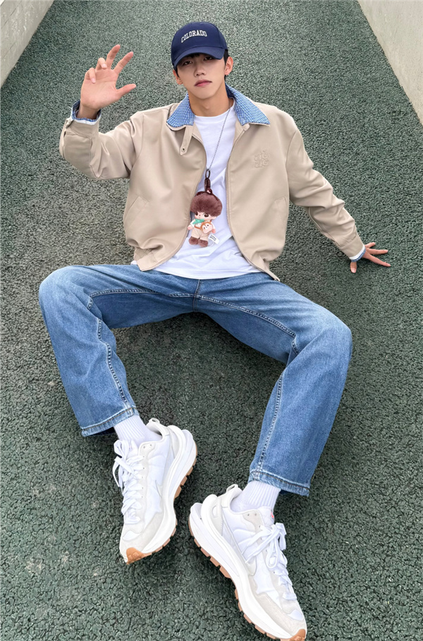 나이키 x 사카이 베이퍼와플 화이트 앤 검 DD1875-100 photo review