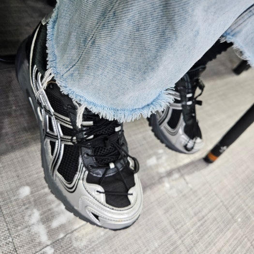 아식스 젤 카하나 TR V4 블랙 실버 1203A497-001 photo review