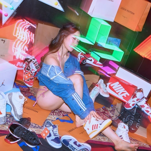 나이키 에어모어 업템포 블랙 화이트 남성용 운동화 414962-002 photo review