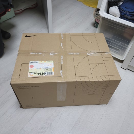 나이키 샥스 TL 화이트 메탈릭 실버 AV3595-100 photo review