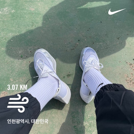 나이키 줌 X 베이퍼 플라이 넥스트 2 화이트메탈릭실버 CU4111-100 photo review