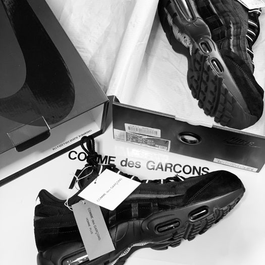 나이키 x 꼼데가르송 옴므 플러스 에어 맥스 95 CU8406-001 photo review