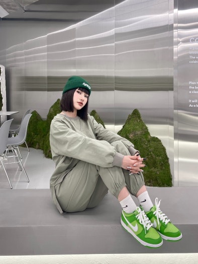 나이키 덩크 로우 클로로필 비비드 그린 화이트 DJ6188-300 photo review