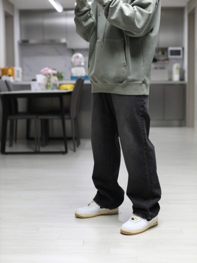 나이키 에어포스 1 07 LX 블랙 앤 서밋 화이트 DR0148-101 photo review