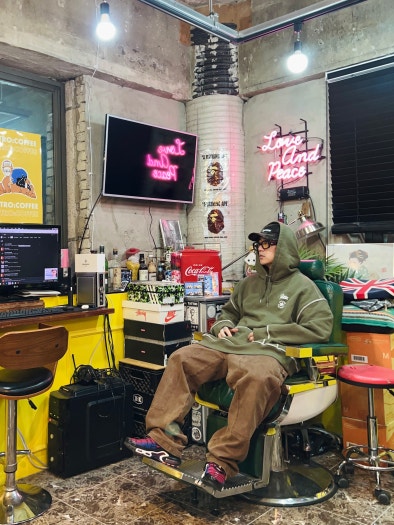 나이키 x 파타 x FC 바르셀로나 에어맥스 플러스 쿨레르스 델 몬 FN8260-001 photo review