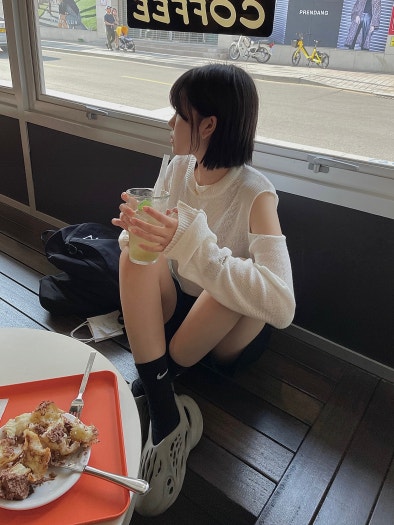 아디다스 오리지널 이지 폼 스톤 세이지 GX4472 photo review