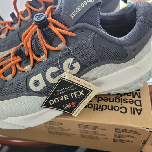 나이키 ACG 마운틴 플라이 2 고어텍스 트래킹화 블랙 HF6245-002 photo review