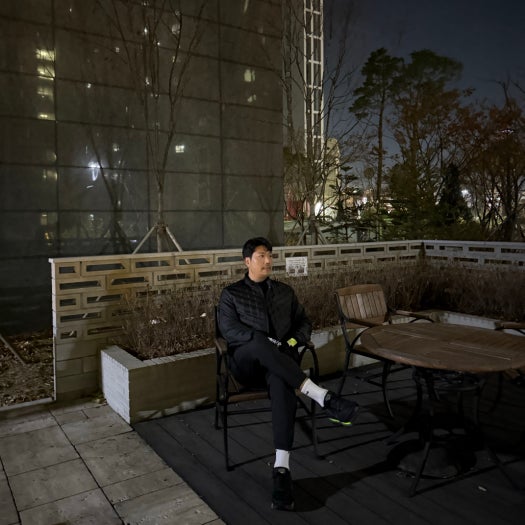 나이키 보메로 줌 프리미엄 블랙 볼트 러닝화 HQ2050-001 photo review