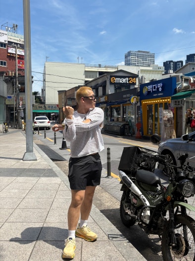 나이키 보메로 프리미엄 남성 로드 러닝화 HQ2050-701 photo review