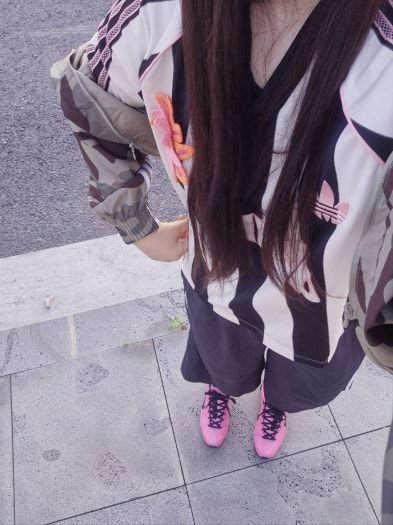 나이키 샥스 Z 핑크시클 블랙 HQ7540-601 photo review