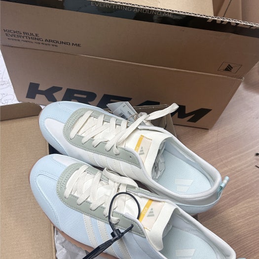 아디다스 VS 조그 2.0 블루 베이지 화이트 스니커즈 JI2434 photo review