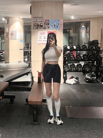 아디다스 Y-3 아디오스 프로 4 남성 러닝화 쿠션 반발력 경량성 JR6656 photo review