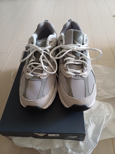 뉴발란스 530 프리미엄 빈티지 베이지 MR530MR 한정판 운동화 photo review