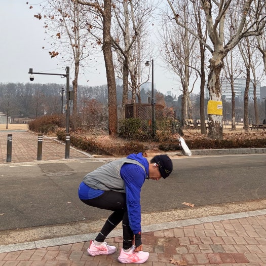 아식스 여성 러닝화 노바블라스트 5 코랄리프 1012B765-101 photo review