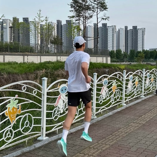아식스 슈퍼블라스트 2 웨이브 틸 일루미네이트 민트 1013A142-400 photo review