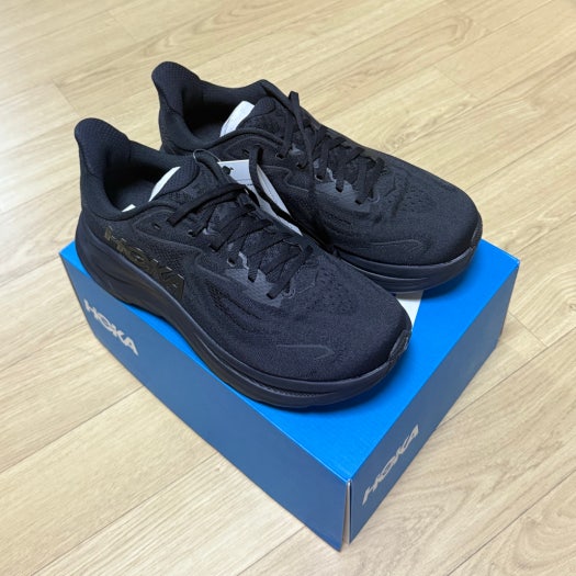 호카 클리프톤 10 블랙 photo review