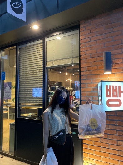 에어 조던 1 로우 우먼스 블랙 앤 화이트 DC0774-101 photo review