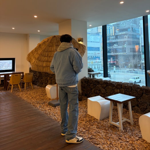나이키 조던 1 X 트래비스 스캇 X 프라그먼트 레트로 로우 DM7866-140 photo review