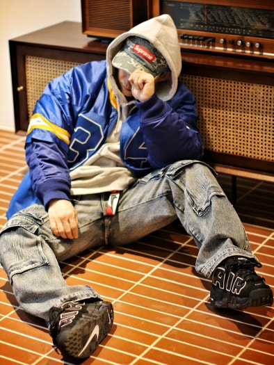 나이키 x 앰부쉬 에어 모어 업템포 로우 photo review