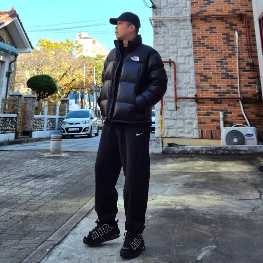 나이키 x 앰부쉬 에어 모어 업템포 로우 photo review
