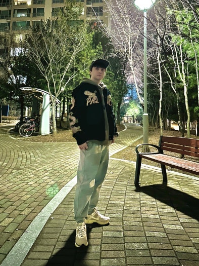 나이키 줌 보메로 5 포톤 더스트 앤 photo review