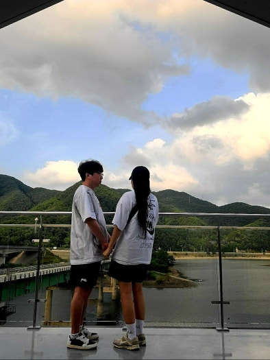 나이키 줌 보메로 5 포톤 더스트 앤 photo review