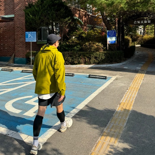 나이키 V2K 런 퓨어 플래티넘 울프 그레이 photo review