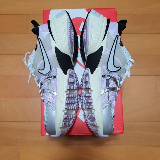 나이키 V2K 런 돌 블랙 photo review