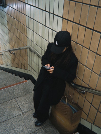 나이키 V2K 런 블랙 앤트러사이트 photo review