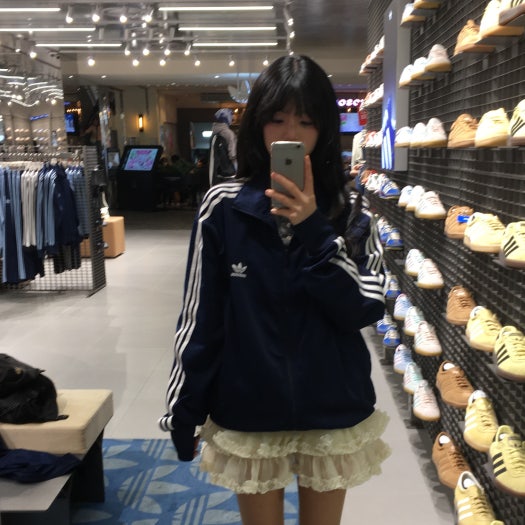 나이키 V2K 런 퓨어 플래티넘 라이트 아이언 오어 photo review