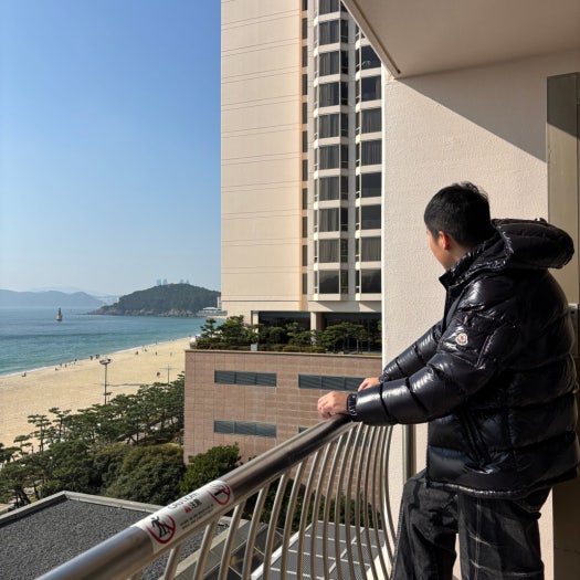 몽클레르 Maya 컬렉션 남성 다운 재킷 photo review