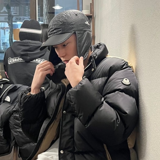 몽클레르 Maya 컬렉션 남성 다운 재킷 photo review