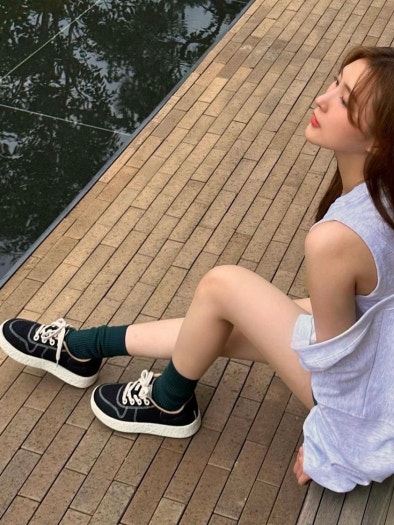 BATHING APE 로우 탑 7123-191-901 A Bathing Ape 베이프 스테 로우 블랙 & 레드 공동 브랜드 photo review