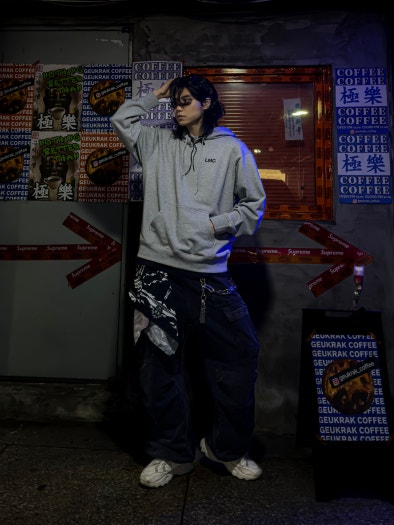 869457-007 줌 코비 6 '페이드 투 블랙' photo review