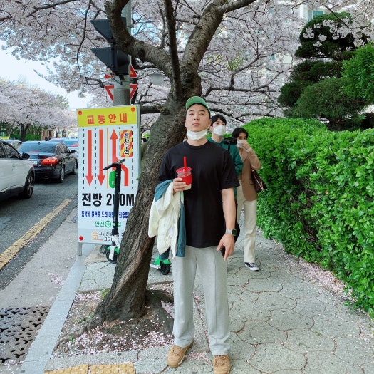 나이키 에어 모어 업템포 플랙스 AA4060-200 photo review