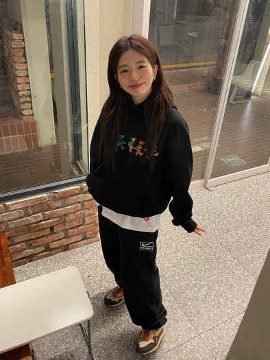 나이키 x 트래비스 스캇 에어맥스 1 photo review