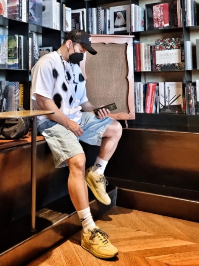 나이키 x 트래비스 스캇 에어맥스 1 photo review