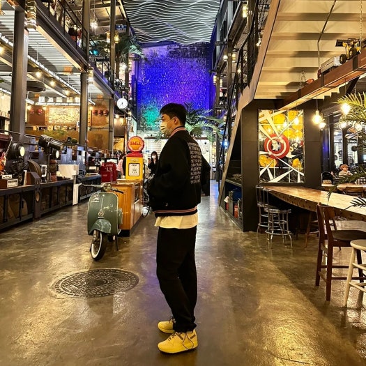 나이키 x 트래비스 스캇 에어맥스 1 photo review