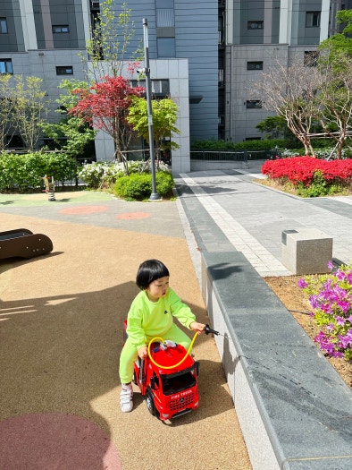 아디다스 오리지널스 슈퍼스타 화이트 블랙 EG4958 photo review