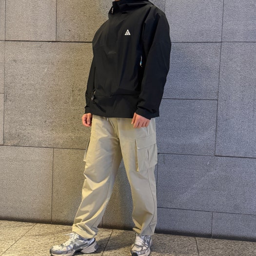 나이키 V2K 런 퓨어 플래티넘 울프 그레이 photo review