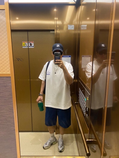 나이키 V2K 런 캐주얼 신발 로우탑 라이트 실버 그레이 라이트 실버 그레이 화이트 골드 아이스 구아바 라이트닝 블루 마운틴 화이트 여성 photo review