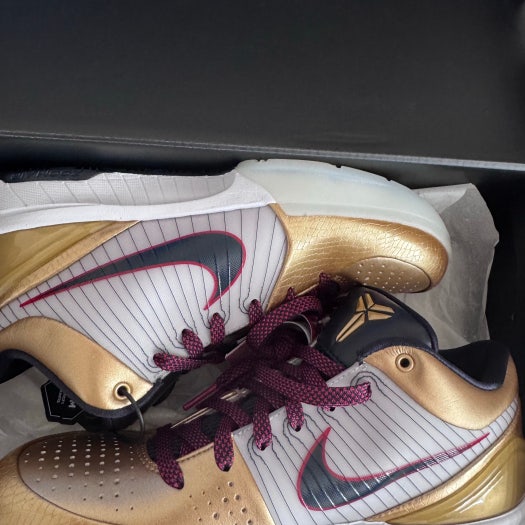FQ3544-100 줌 코비 4 프로트로 '골드 메달' photo review