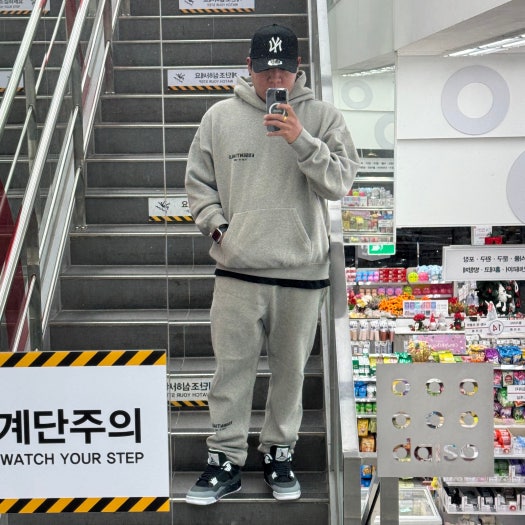 에어 조던 4 레트로 피어 FQ8138-002 photo review