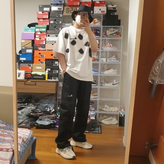 아디다스 이지 부스트 700 V2 크림 GY7924 photo review
