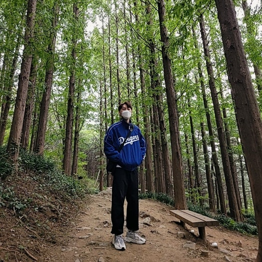 아디다스 이지 부스트 700 V2 크림 GY7924 photo review