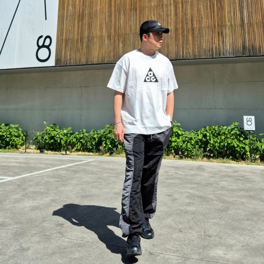 나이키 V2K 런 블랙 앤트러사이트 photo review