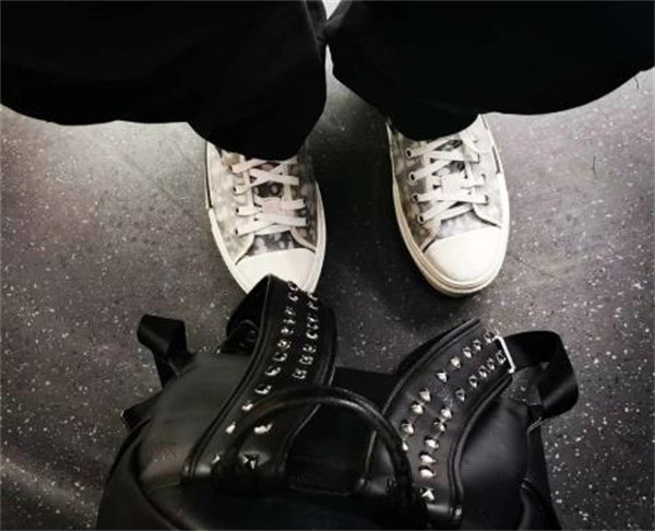 디올 B23 로우 photo review